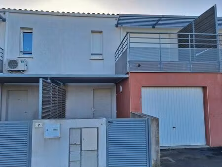 villa 4 pièces 95 m²