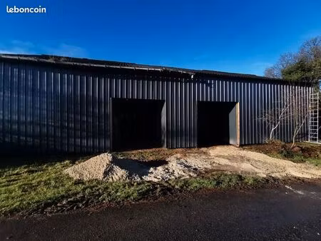 local industriel 100 m²