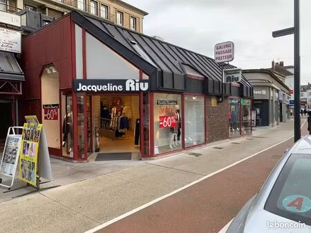 local commercial à louer centre ville vernon (27200)