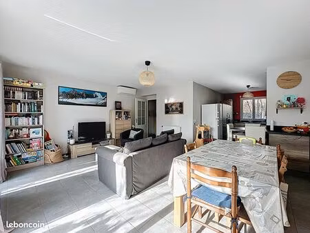 maison 4 pièces 82 m²