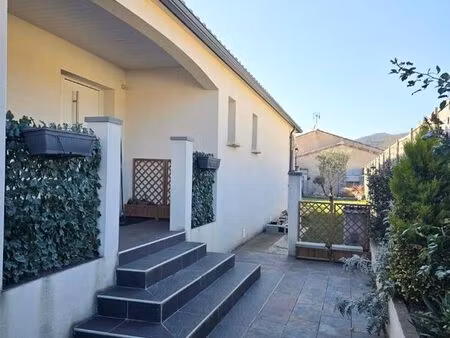 villa 6 pièces 159 m²