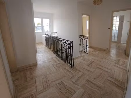 appartement 3 chambres 1er étage