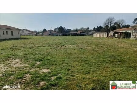 terrain 1830 m² ygos-saint-saturnin