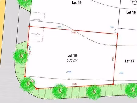 terrain 608 m² tigy