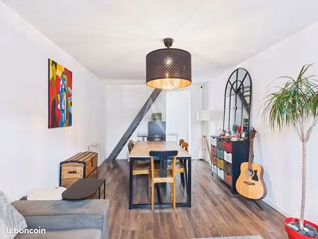 immeuble 5 pièces 119 m²