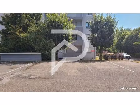 parking/box 10 m² villers les nancy