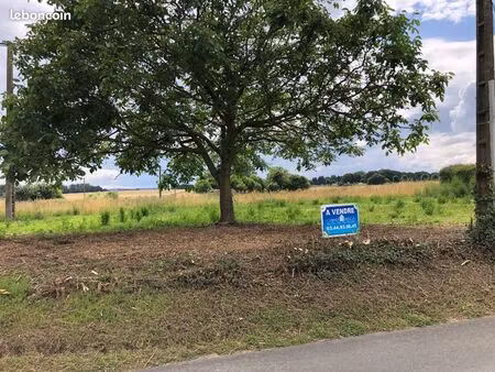 terrain 787 m² noyon