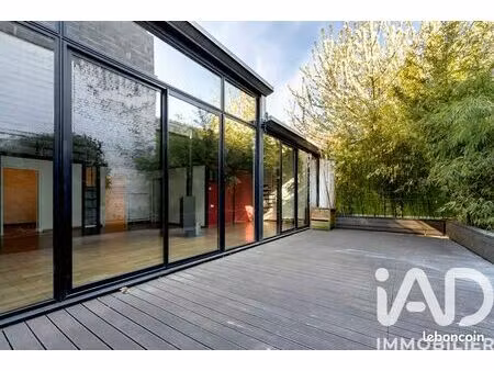 loft/atelier/surface 6 pièces 269 m²