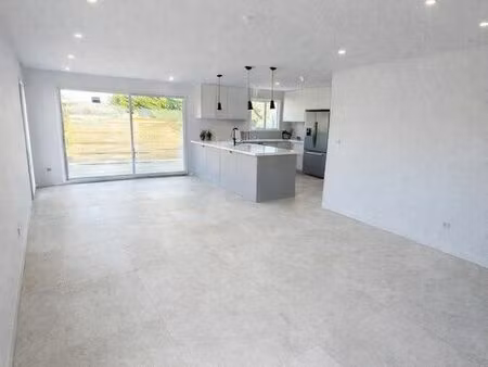 maison t4 115 m² - 3 chambres - pièce de vie de 60 m²