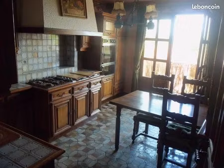 maison 6 pièces 177 m²