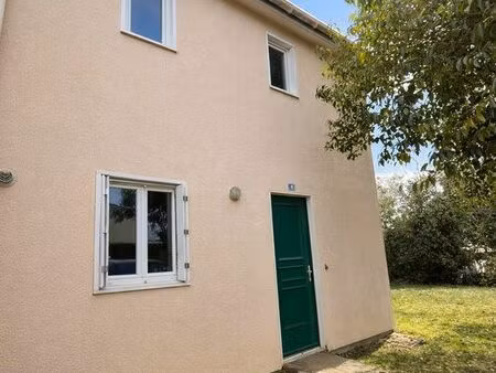 maison 3 pièces 65 m²