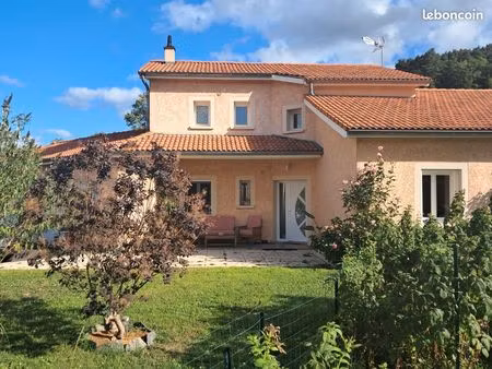 maison 170 m2 habitable + 60 m2 de garage