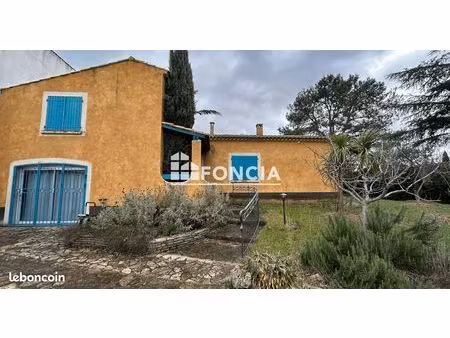 maison teyran avec piscine  jardin