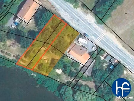 terrain constructible de 550m2 au bord de l'eau - rare sur le secteur