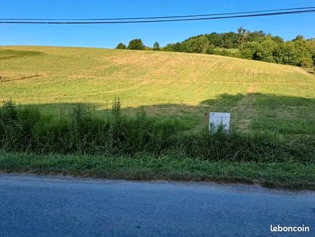 vends terrain à batir