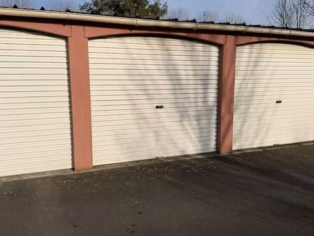 parking/box 13 m² merville