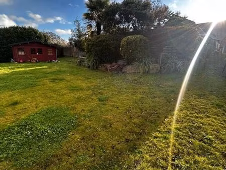 terrain 1 300 m² bouliac