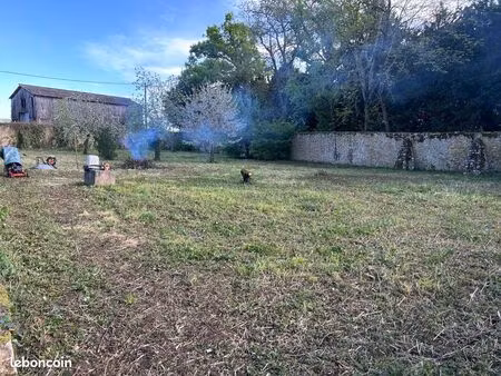 terrain 1084 m² avaray