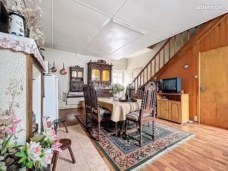 maison 2 pièces 56 m²