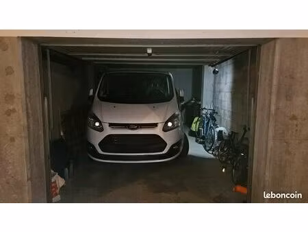 garage grand box gare