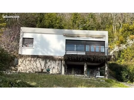 vend maison face à la garonne ( non inondable)