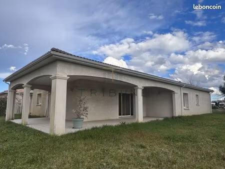 villa 5 pièces 130 m²