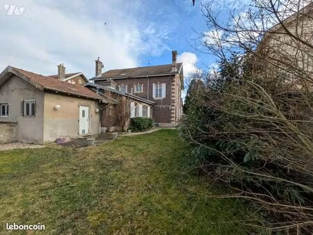 maison 5 pièces 145 m²