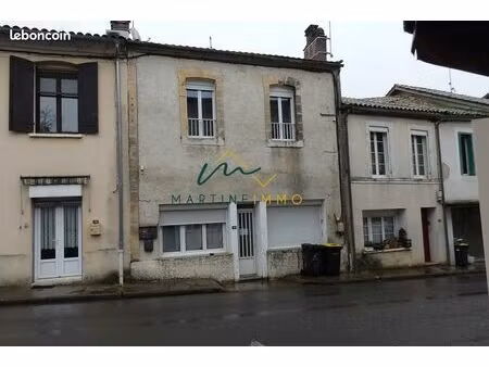immeuble 246 m² seyches