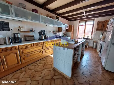 maison 6 pièces 143 m²