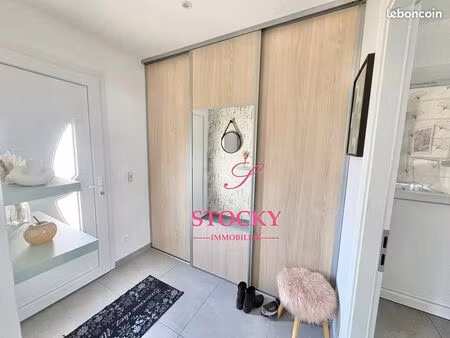 pavillon 4 pièces 104 m²