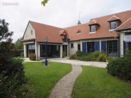 maison 8 pièces 173 m²