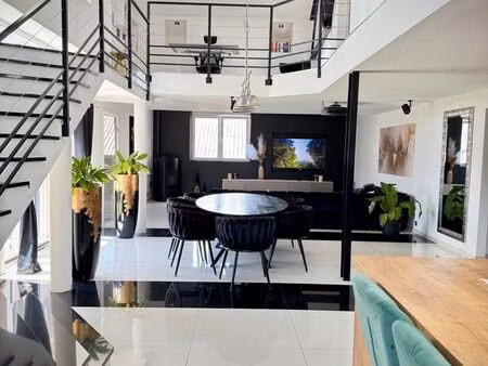 à vendre – appartement duplex exceptionnel avec terrasse & jacuzzi – florange (57)