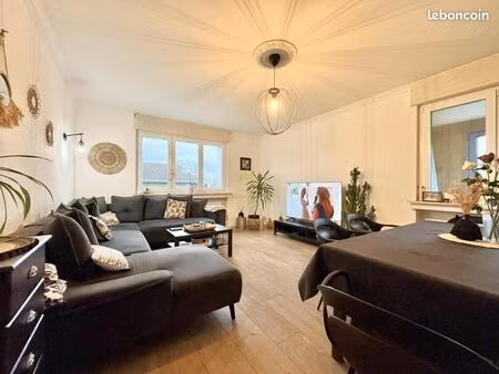 maison 5 pièces 148 m²