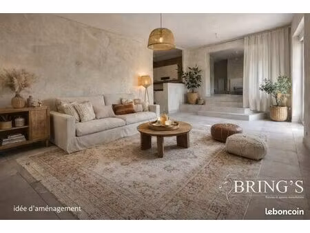 maison 8 pièces 221 m²