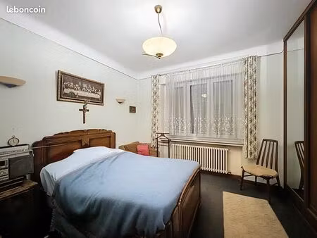 maison 6 pièces 150 m²