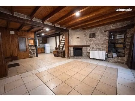 maison 2 pièces 70 m²