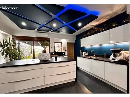 maison avec piscine 136m2