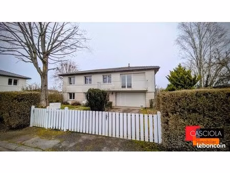 maison 5 pièces 145 m²