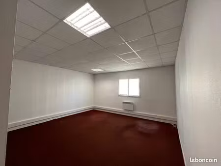 bureau et sous-sol à louer en zfu à partir de 32m²