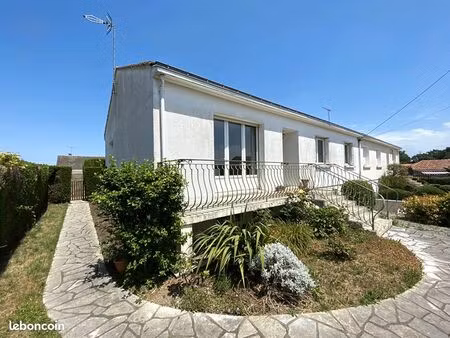 pavillon 5 pièces 96 m²