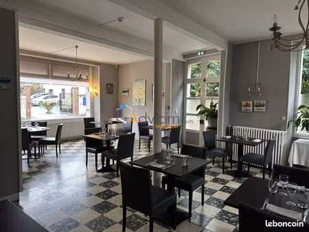 immeuble 353 m² courtenay