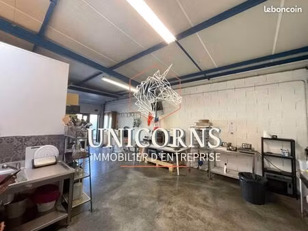 local industriel 63 m²