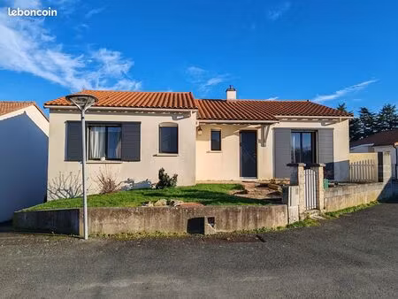 maison familiale 5 pièces avec jardin et garage