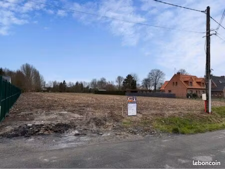 4 terrains à bâtir libres de constructeur – proche gare et autoroute