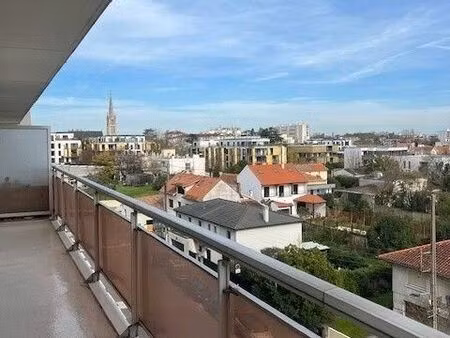 appartement 3 pièces 75 m²