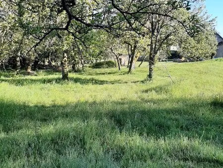 belle parcelle constructible de 946 m² – quartier calme et résidentiel - proximité tgv