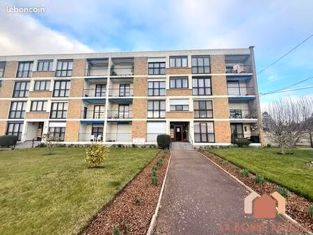 appartement 3 pièces 67 m²