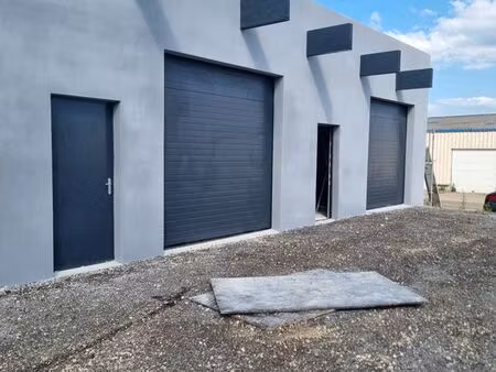 local/entrepot à louer