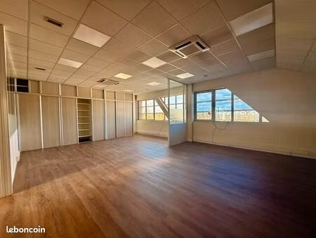bureaux 202 m² beauvais