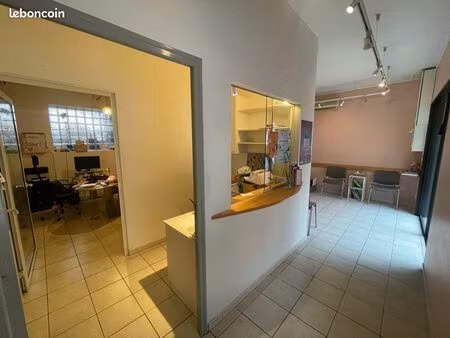 local commercial à louer